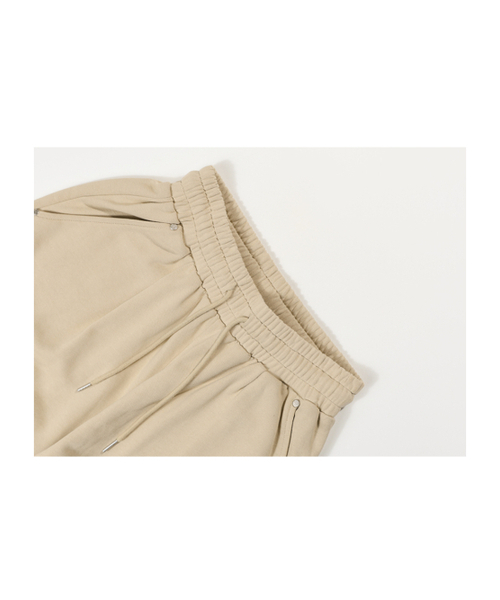 GUBIN(グビン)の「オーバーポケットダートスウェットパンツ(スウェットパンツ・レディース・その他・SMALL/MEDIUM/LARGE)」の4枚目の写真