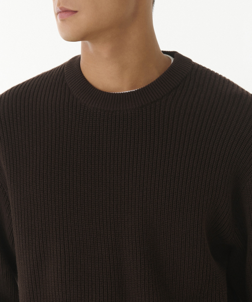 MUSINSA STANDARD（ムシンサスタンダード）の「コットンリブクルーネックニット[ブラウン]（ニット/セーター・メンズ・その他・XX-LARGE/SMALL/MEDIUM/LARGE/X-LARGE）」の3枚目の写真