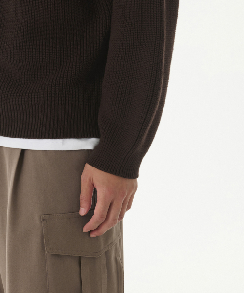 MUSINSA STANDARD（ムシンサスタンダード）の「コットンリブクルーネックニット[ブラウン]（ニット/セーター・メンズ・その他・XX-LARGE/SMALL/MEDIUM/LARGE/X-LARGE）」の5枚目の写真