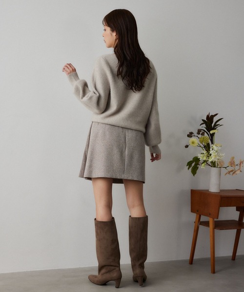 Andemiu(アンデミュウ)の「【沖田愛加さんコラボ】アシメプリーツミニスカート621568(スカート・レディース・ブラウン/グレー・SMALL/MEDIUM)」の5枚目の写真