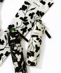 FURLA（フルラ）の「折りたたみ傘 雨傘 UVカット ”カメリア”（折りたたみ傘）」