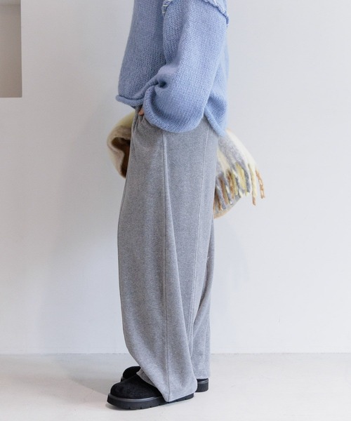 BAYFLOW（ベイフロー）の「[WEB限定]ベロアカーブパンツ（その他パンツ・レディース・ブラウン/チャコール・SMALL/MEDIUM）」の8枚目の写真