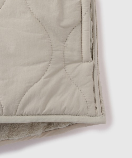 VICKY（ビッキー）の「ひょうたんキルトリバーシブルZIPジャケット（ノーカラージャケット・レディース・ブラック/ライトグレー・M）」の8枚目の写真