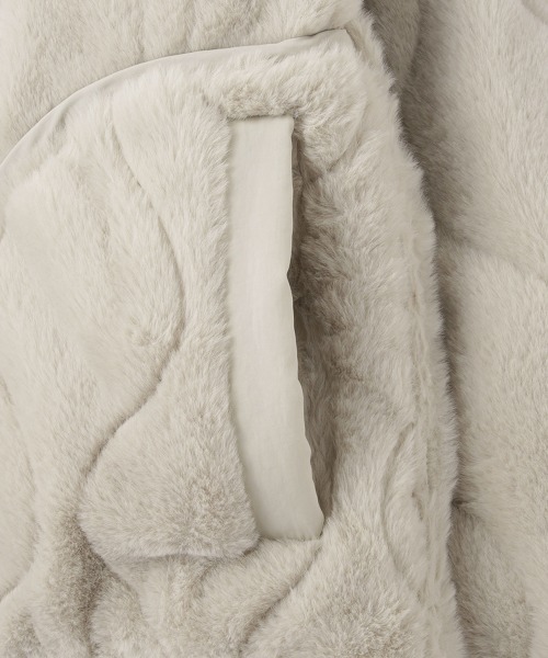 VICKY（ビッキー）の「ひょうたんキルトリバーシブルZIPジャケット（ノーカラージャケット・レディース・ブラック/ライトグレー・M）」の10枚目の写真