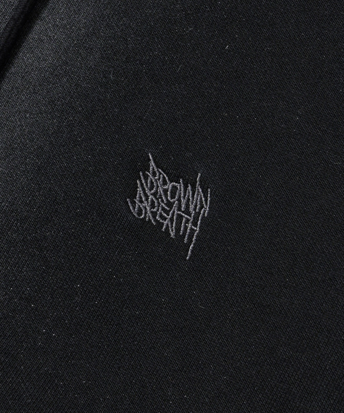 BROWNBREATH（ブラウンブレス）の「BROKEN TAG DIRTY HOOD ZIP UP - BLACK（パーカー・レディース・その他・X-LARGE/LARGE/MEDIUM/SMALL）」の4枚目の写真