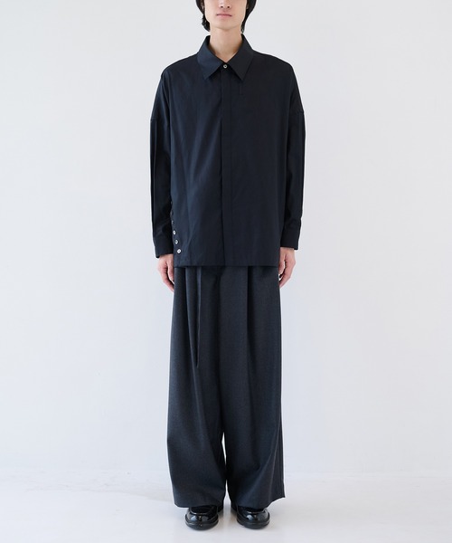 SHAREEF（シャリーフ）の「【SHAREEF】アシンメトリービッグシャツ（シャツ/ブラウス・メンズ・ホワイト/ブラック・1/2）」の14枚目の写真