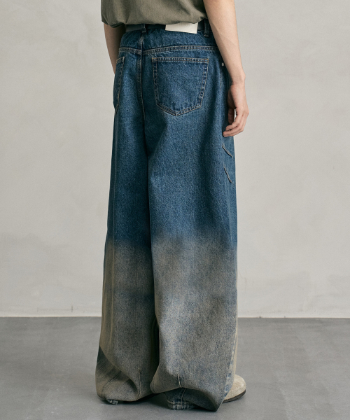 DECET（デケト）の「Balloon Wide Jeans DCPT055BlueA（デニムパンツ・レディース・その他・26/28/30/32/34）」の5枚目の写真