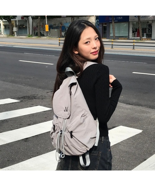 MUCENT（ムセント）の「ティンズバックパック 男女共用 (3カラー)（バックパック/リュック・レディース・ブラック/アイボリー/グレー・FREE）」の3枚目の写真