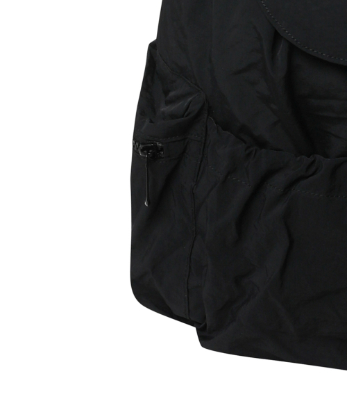 MUCENT（ムセント）の「ティンズバックパック 男女共用 (3カラー)（バックパック/リュック・レディース・ブラック/アイボリー/グレー・FREE）」の8枚目の写真