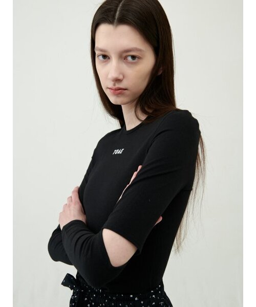 TOSE（トセ）の「スリーブポイントロングスリーブTシャツブラック（Tシャツ/カットソー・レディース・その他・FREE）」の7枚目の写真