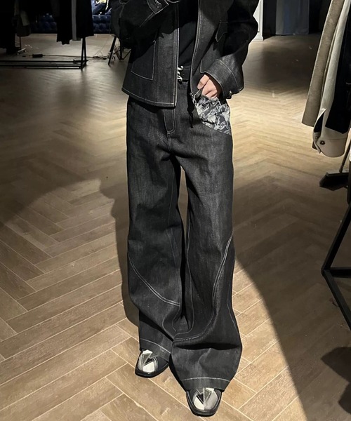 WESTBOY(ウエストボーイ)の「ユニークステッチ カーブ ルーズ ワイドデニムパンツ WO25W11PT03(デニムパンツ・メンズ・ブラック・L/M/XL)」の3枚目の写真