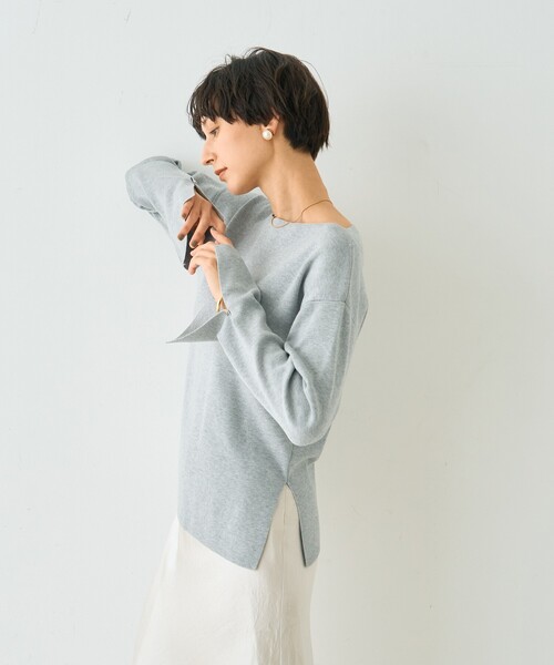 Rouge vif Anna(ルージュヴィフアンナ)の「スムーススリットニットプルオーバー(ニット/セーター・レディース・サックスブルー/グレー/イエロー・フリー)」の16枚目の写真