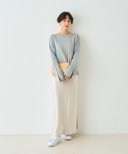 Rouge vif Anna(ルージュヴィフアンナ)の「スムーススリットニットプルオーバー/春服/オフィスカジュアル(ニット/セーター・レディース・サックスブルー/グレー/イエロー・フリー)」の6枚目の写真