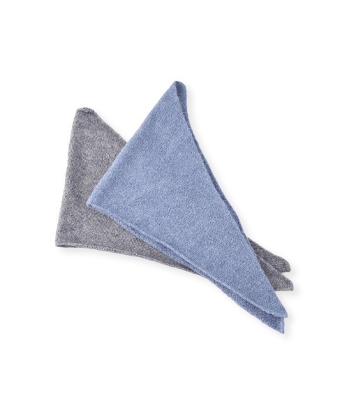marjour(マージュール)の「KNITTED TRIANGULAR SCARF(ストール/ショール・レディース・ブルー/グレー・FREE)」の17枚目の写真