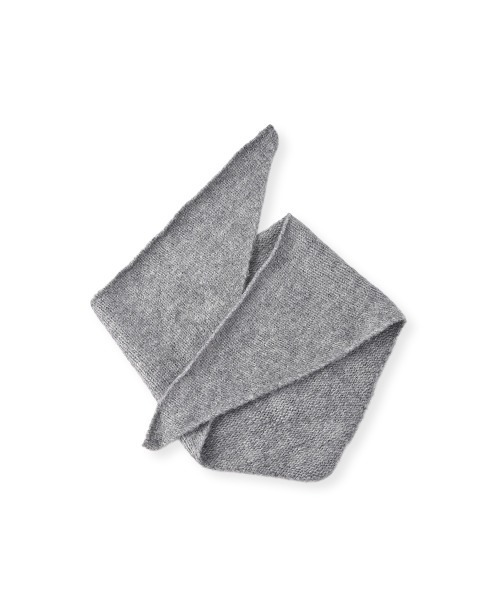 marjour(マージュール)の「KNITTED TRIANGULAR SCARF(ストール/ショール・レディース・ブルー/グレー・FREE)」の18枚目の写真