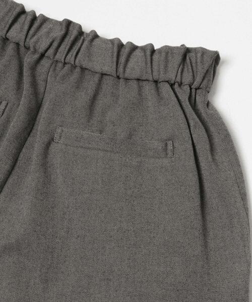 ITEMS URBANRESEARCH（アイテムズ アーバンリサーチ）の「ウールライクイージーパンツ（その他パンツ・レディース・ベージュ/チャコールグレー・FREE）」の11枚目の写真