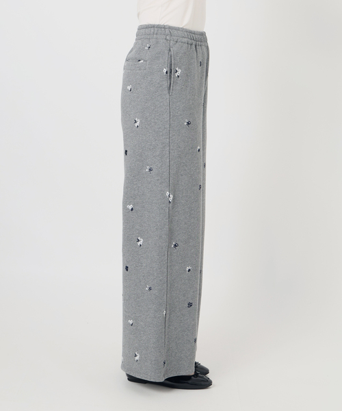 U by SPICK&SPAN(ユーバイスピックアンドスパン)の「ルーズストレート刺繍スウェットパンツ(スウェットパンツ・レディース・チャコールグレー・38/36)」の20枚目の写真