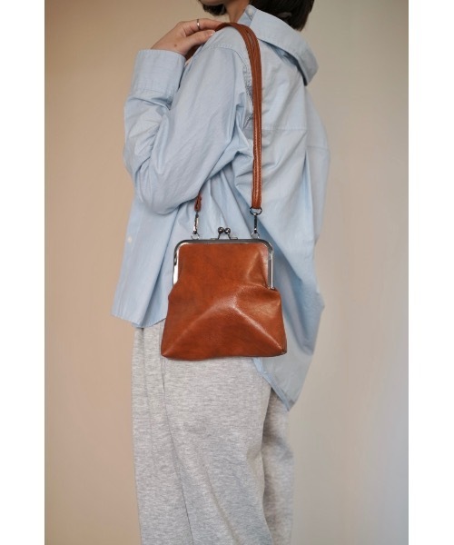 SALTMINT（ソルトミント）の「がま口フェイクレザー2WAYバッグ（ショルダーバッグ・レディース・ブラウン/ブラック・FREE）」の4枚目の写真