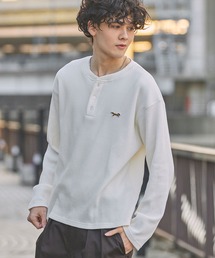 PENNEYS（ぺニーズ）の「PENNEYS ぺニーズ 別注 THE FOX ロゴ ワンポイント刺繍 オーバーサイズ ヘンリーネック ショート丈 サーマル 長袖Tシャツ（Tシャツ/カットソー）」