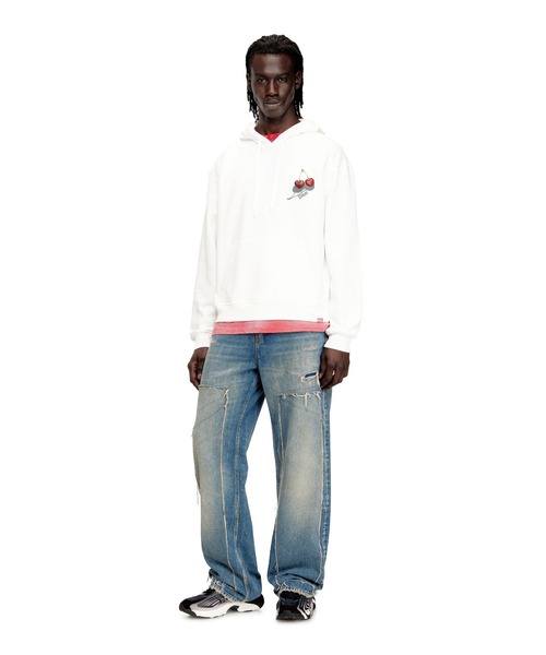 DIESEL(ディーゼル)の「メンズ パーカー SV-S-NORM-HOOD-CHER(パーカー・メンズ・ホワイト系その他/ブラック系その他・MEDIUM/SMALL/LARGE/X-LARGE)」の4枚目の写真