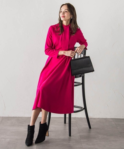 Viaggio Blu（ビアッジョブルー）の「【WEB限定カラーあり/新色追加】ルミナリー圧縮スムースワンピース（ワンピース・レディース・ピンク・M）」の12枚目の写真