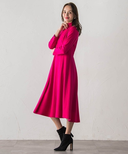 Viaggio Blu（ビアッジョブルー）の「【WEB限定カラーあり/新色追加】ルミナリー圧縮スムースワンピース（ワンピース・レディース・ピンク・M）」の16枚目の写真