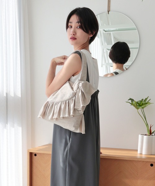 T・S・L（ティーエスエル）の「ラメフリルトートバッグ（トートバッグ・レディース・シルバー/ブラック/ライトベージュ・FREE）」の21枚目の写真