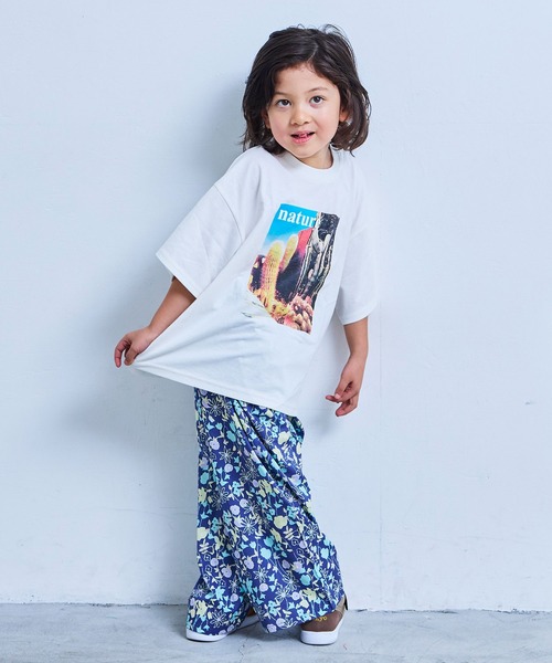 Life Support Products(ライフサポートプロダクツ)の「【COTTON from U.S.A】ビッグシルエットフォトプリントTシャツ(Tシャツ/カットソー・キッズ・ブラック系2/ホワイト系4/ブラック系1/ホワイト系3/ブラック系3/ホワイト系2/ホワイト系1/ブラック系4・90/80/100/95/110/150/140/130/120)」の15枚目の写真