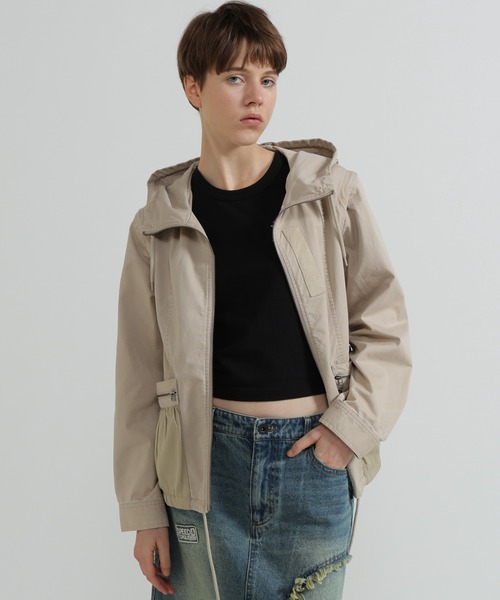 AVIREX(アヴィレックス)の「MILITARY ZIP POCKET DETACHABLE JACKET(ブルゾン・レディース・オリーブ/マスタード/ベージュ・S/M)」の2枚目の写真