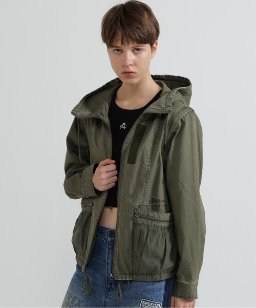 AVIREX(アヴィレックス)の「MILITARY ZIP POCKET DETACHABLE JACKET(ブルゾン・レディース・オリーブ/マスタード・S)」の2枚目の写真