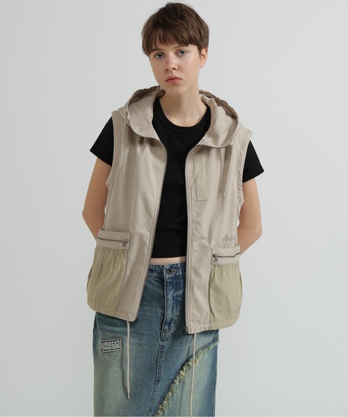 AVIREX(アヴィレックス)の「MILITARY ZIP POCKET DETACHABLE JACKET(ブルゾン・レディース・オリーブ/マスタード/ベージュ・S/M)」の21枚目の写真