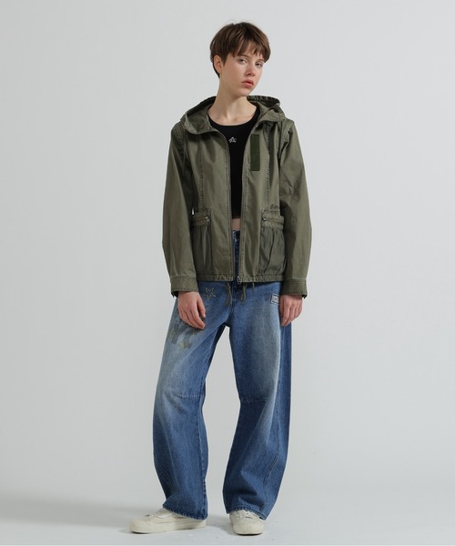 AVIREX(アヴィレックス)の「MILITARY ZIP POCKET DETACHABLE JACKET(ブルゾン・レディース・オリーブ/マスタード/ベージュ・S/M)」の6枚目の写真