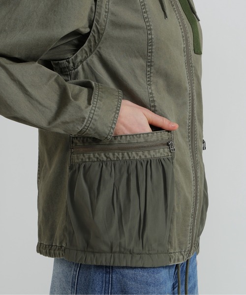 AVIREX(アヴィレックス)の「MILITARY ZIP POCKET DETACHABLE JACKET(ブルゾン・レディース・オリーブ/マスタード/ベージュ・S/M)」の12枚目の写真