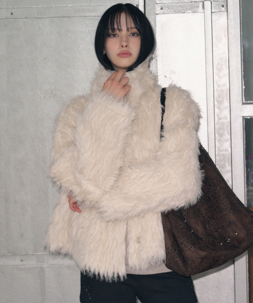 LEATHERY（レザリー）の「リバーシブルシアリングファージャケット [モカ]（ムートンコート・レディース・その他・FREE）」の6枚目の写真