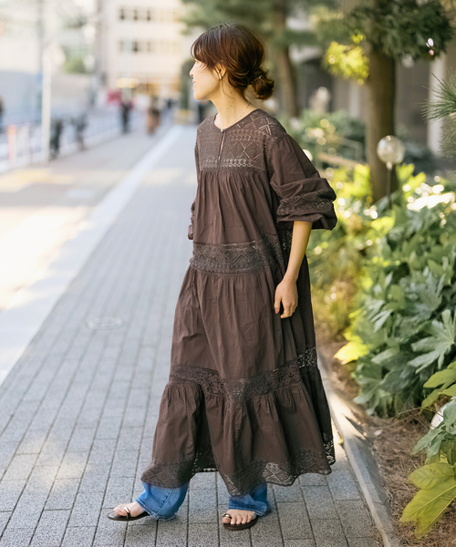 Spick & Span（スピックアンドスパン）の「《新色有り / 追加》HYUレースギャザーワンピース（ワンピース・レディース・ブラック/ブラウン・FREE）」の5枚目の写真