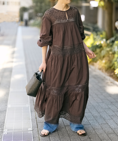 Spick & Span（スピックアンドスパン）の「《新色有り / 追加》HYUレースギャザーワンピース（ワンピース・レディース・ブラック/ブラウン・FREE）」の22枚目の写真