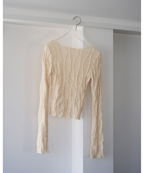 anuke（アンヌーク）の「Random Pintuck Tops（Tシャツ/カットソー・レディース・クリーム/ブラック/ブルー系その他・FREE）」の12枚目の写真