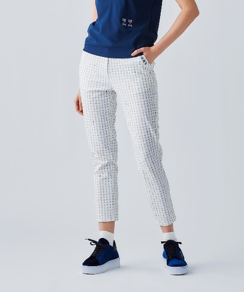 Picone CLUB（ピッコーネクラブ）の「総柄プリントUV冷感パンツ（その他パンツ・レディース・ブラック/ベージュ/ホワイト・LL/L/M）」の11枚目の写真