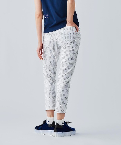 Picone CLUB（ピッコーネクラブ）の「総柄プリントUV冷感パンツ（その他パンツ・レディース・ブラック/ベージュ/ホワイト・LL/L/M）」の13枚目の写真