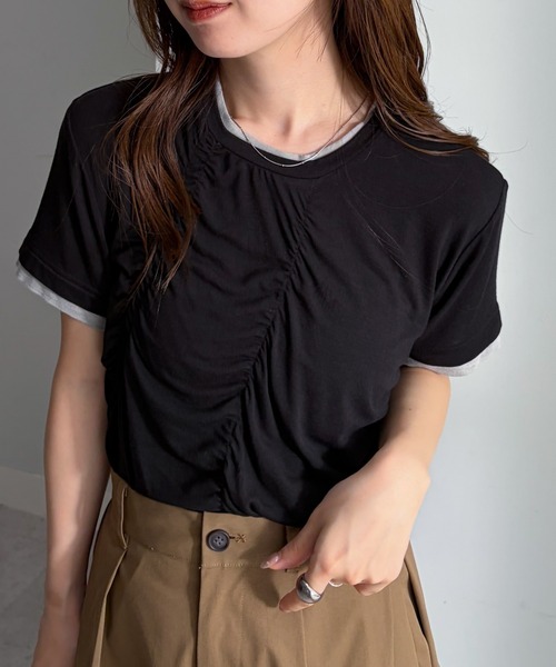 solleim(ソルレム)の「シャーリング配色レイヤードTシャツ(Tシャツ/カットソー・レディース・ブルー/アイボリー/ブラック・M/L)」の2枚目の写真