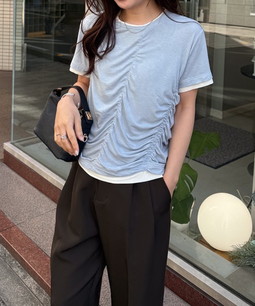solleim(ソルレム)の「シャーリング配色レイヤードTシャツ(Tシャツ/カットソー・レディース・ブルー/アイボリー/ブラック・M/L)」の11枚目の写真