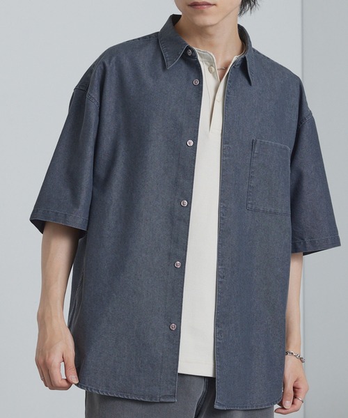 MONO-MART(モノマート)の「フェード加工 ルーズ レギュラーカラー 半袖デニムシャツ(シャツ/ブラウス・メンズ・ネイビー/チャコール/ライトブルー/グレー/ライトグレー・S/L/M)」の18枚目の写真