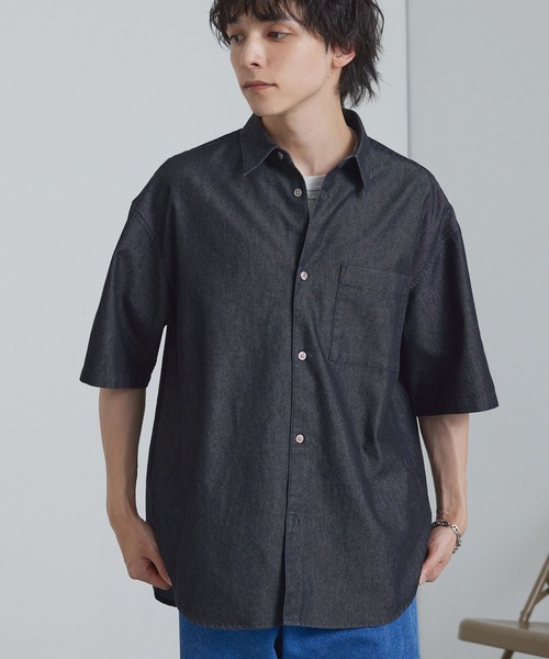 MONO-MART(モノマート)の「フェード加工 ルーズ レギュラーカラー 半袖デニムシャツ(シャツ/ブラウス・メンズ・ネイビー/チャコール/ライトブルー/グレー/ライトグレー・S/L/M)」の9枚目の写真