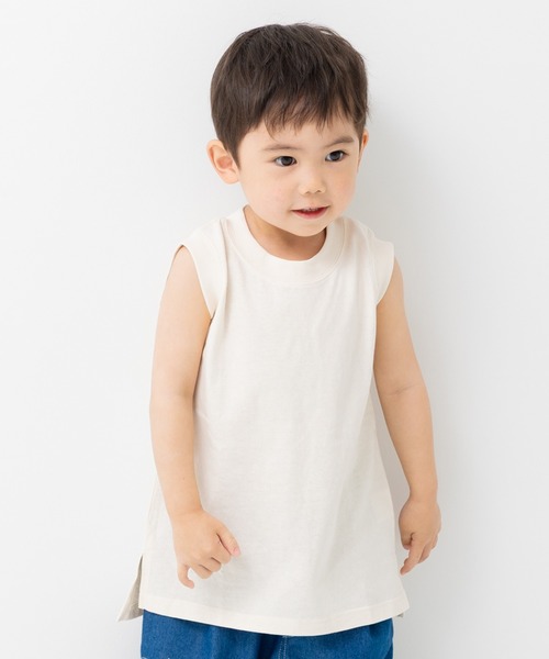 chil2（チルツー）の「綿100％ 無地 ロングシルエット タンクトップ（タンクトップ・キッズ・ブラック/チャコールグレー/クリーム/ホワイト/ブラウン/オートミール・80ｃｍ/90㎝/100cm/110cm/120cm/130cm/140cm/150cm/160cm）」の5枚目の写真