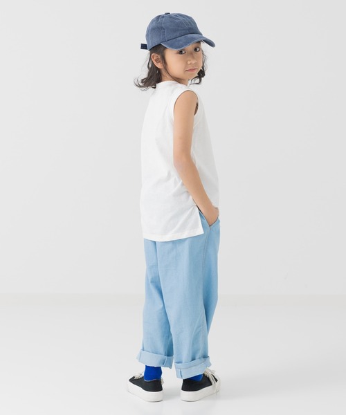 chil2（チルツー）の「綿100％ 無地 ロングシルエット タンクトップ（タンクトップ・キッズ・ブラック/チャコールグレー/クリーム/ホワイト/ブラウン/オートミール・80ｃｍ/90㎝/100cm/110cm/120cm/130cm/140cm/150cm/160cm）」の21枚目の写真