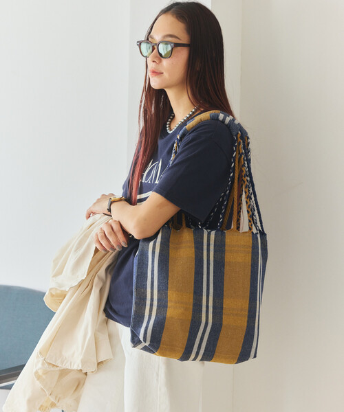 DULTON(ダルトン)の「DULTON × FREAK'S STORE/ダルトン × フリークスストア 別注 HAMMOCK TOTE S ハンモック ストライプ トートバッグ(トートバッグ・メンズ・ネイビー/レッド・ONE SIZE)」の7枚目の写真