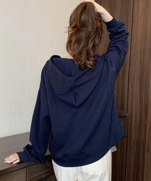 SallyLunn(サリーラン)の「【ゆるっと着こなす】ヘンリーネックフードスウェット(スウェット・レディース・ネイビー/グレー・LARGE/MEDIUM)」の3枚目の写真