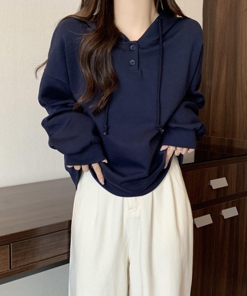 SallyLunn(サリーラン)の「【ゆるっと着こなす】ヘンリーネックフードスウェット(スウェット・レディース・ネイビー/グレー・LARGE/MEDIUM)」の7枚目の写真
