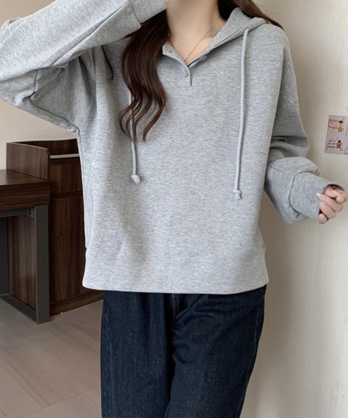SallyLunn(サリーラン)の「【ゆるっと着こなす】ヘンリーネックフードスウェット(スウェット・レディース・ネイビー/グレー・LARGE/MEDIUM)」の12枚目の写真