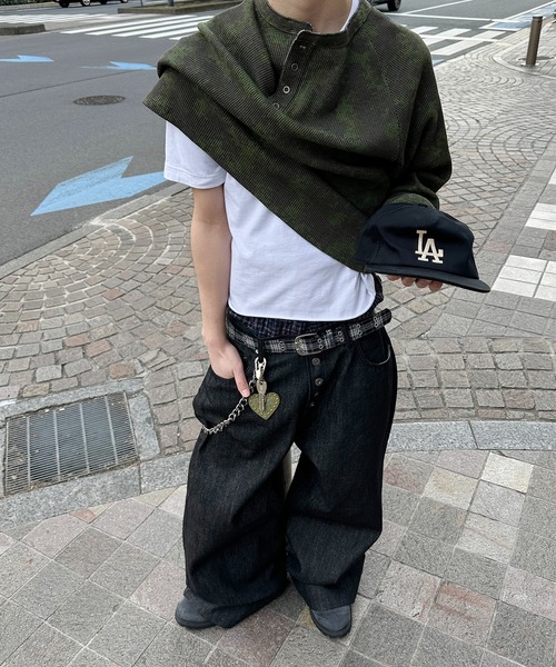 kutir（クティール）の「HENLEY NECK ASSORTED RAGLAN THERMAL／ヘンリーネックアソートラグランサーマル（Tシャツ/カットソー・メンズ・グレー/カーキ/ブラック/ブラック系・LARGE/MEDIUM）」の21枚目の写真